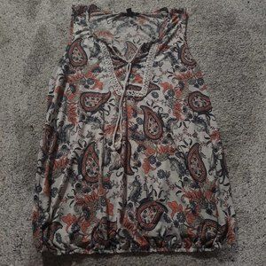 Womens paisley sleeveless top